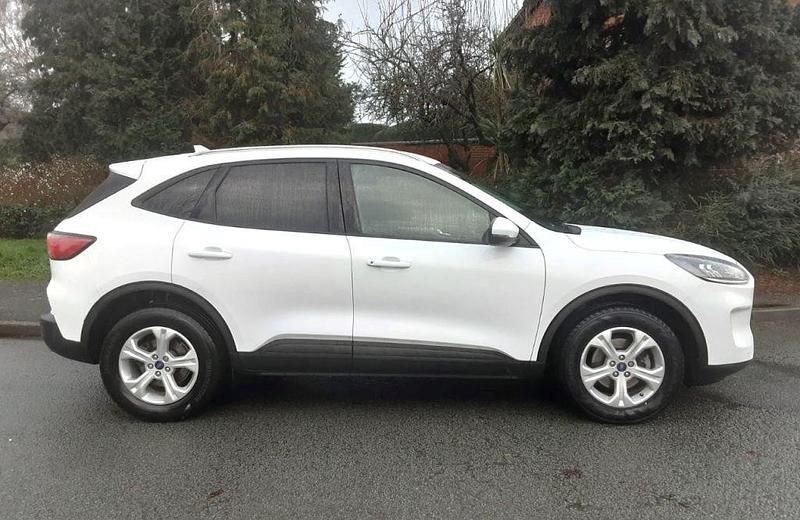 Used Ford Kuga Zetec 2022 White SUV