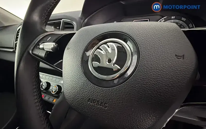 Used Skoda Karoq SE Technology 116 HP (85 kW) 2020 Blue SUV