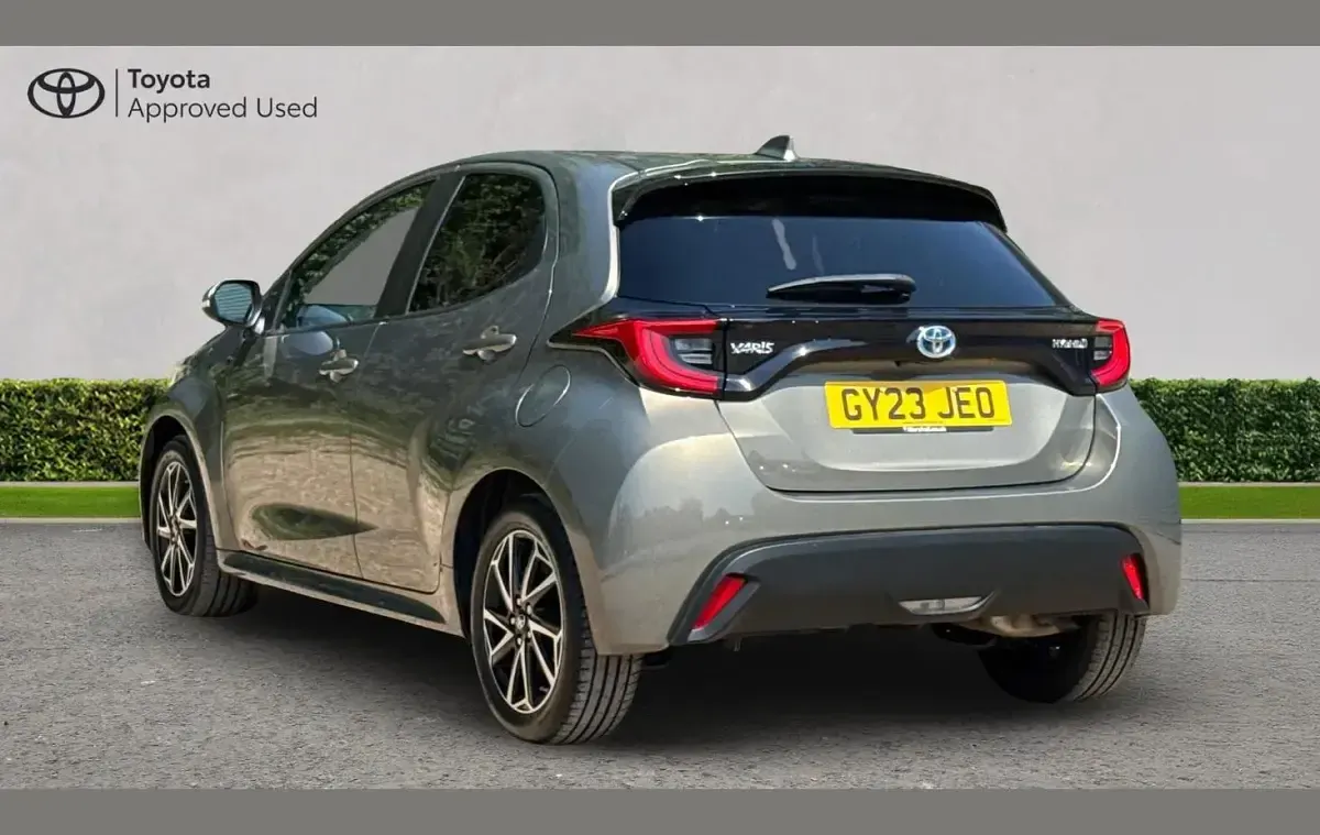 Used Toyota Yaris Design 113 HP (83 kW) 2023 Other Hatchback