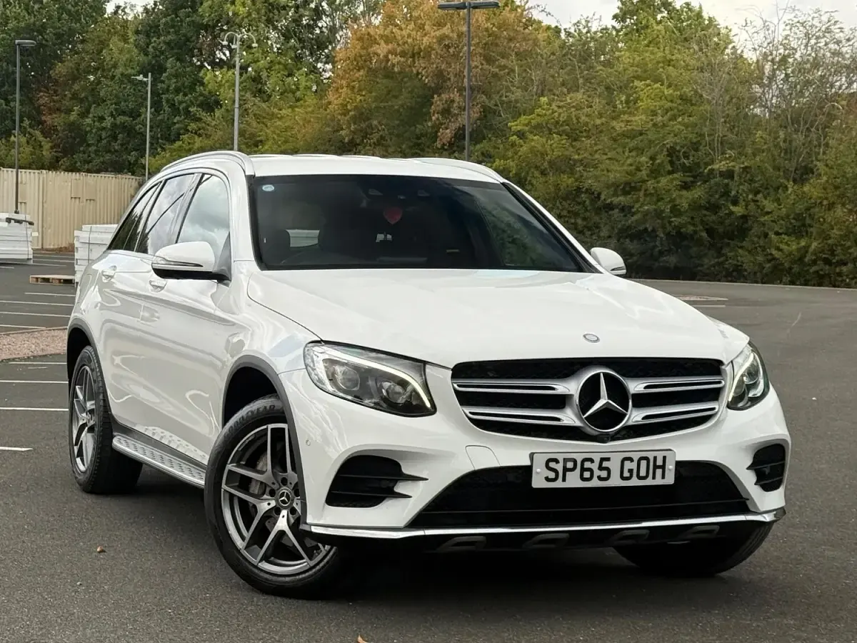 Used Mercedes GLC220 AMG line 170 HP (125 kW) 2015 White SUV