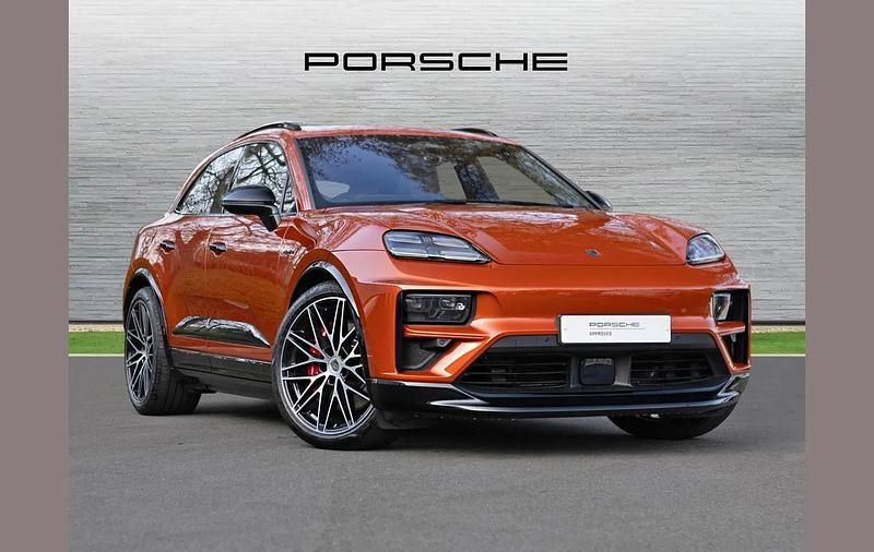 Used Porsche Macan Turbo 469 kW (639 HP) 2024 Orange SUV