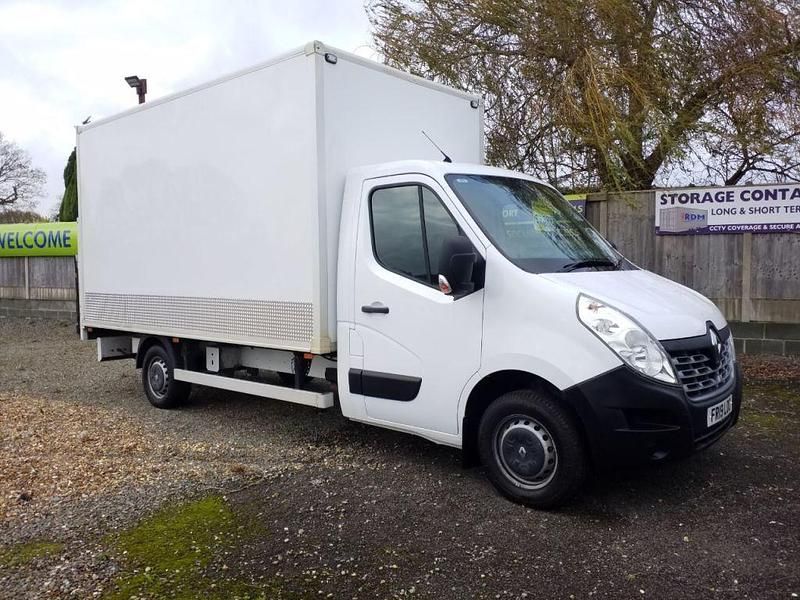 White Used 2019 Renault Master Business Van | £13,995 (Expensive) - Image 1/4