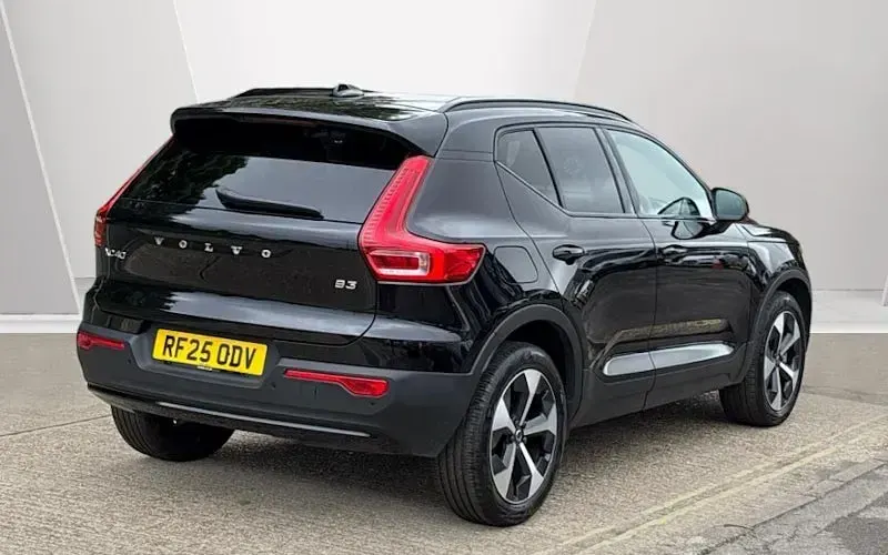 Used Volvo XC40 Plus 163 HP (119 kW) 2026 SUV