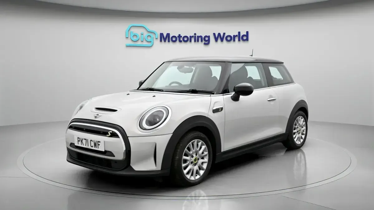 Used Mini Cooper SE Hatch 133 kW (181 HP) 2021 Hatchback