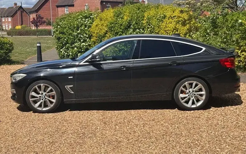 Used BMW 320 Luxury Line 184 HP (135 kW) 2014 Hatchback