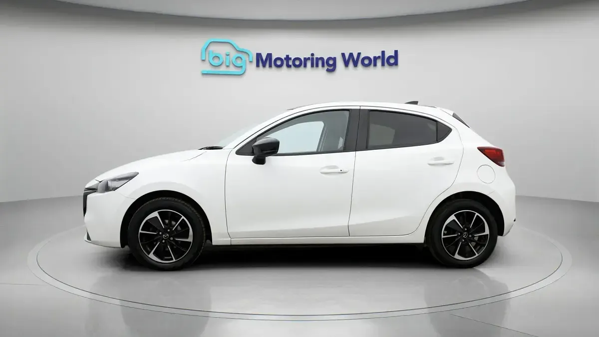 Used Mazda 6 Homura-Aka 90 HP (66 kW) 2023 White Hatchback