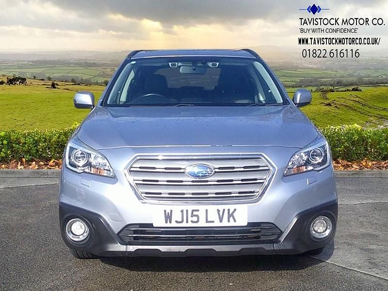 Used Subaru Outback Premium 175 HP (128 kW) 2015 Silver Estate