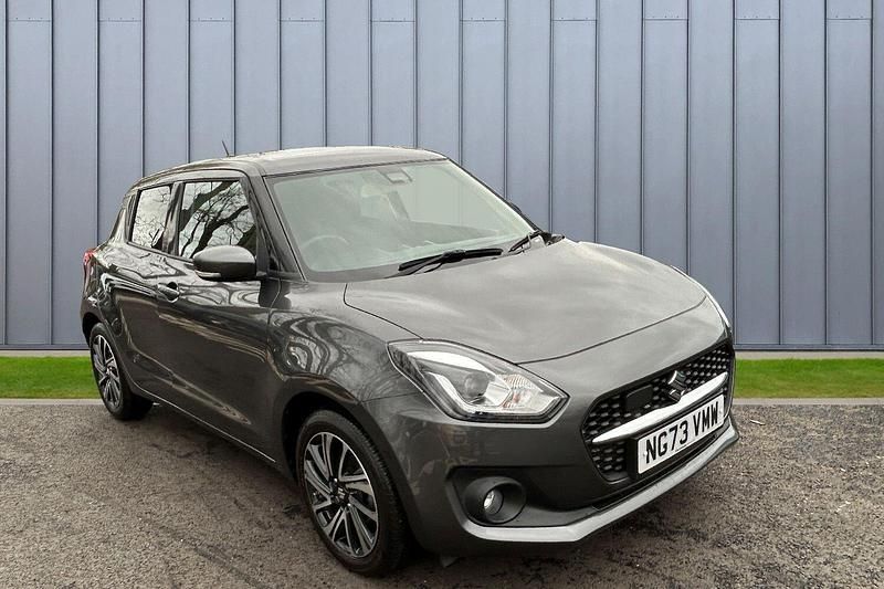 Usado Suzuki Swift SZ5 2024 Cinzento Citadino