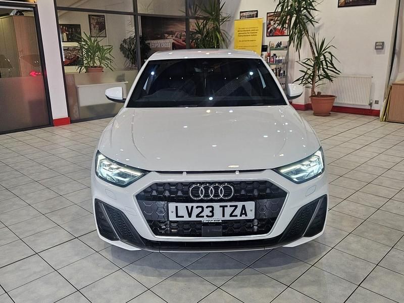 Begagnad Audi A1 S-Line 2023 Vit SUV