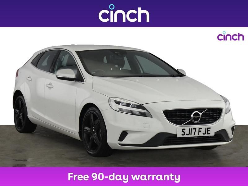 White Used 2017 Volvo V40 R-Design Estate | £8,349 (Fair price) - Image 1/3