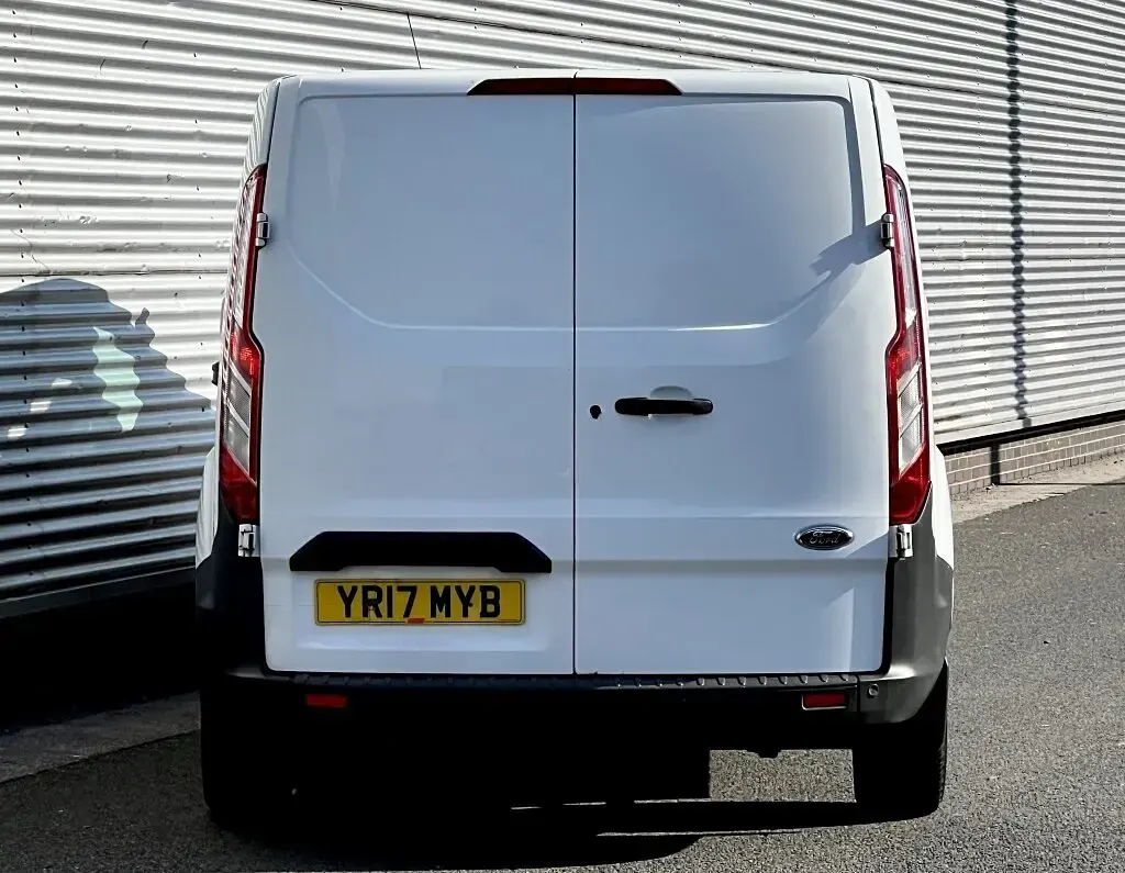 Used Ford Transit Custom Trend 130 HP (95 kW) 2017 White Van