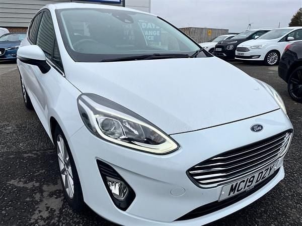 White Used 2019 Ford Fiesta Titanium Hatchback | £11,995 (Fair price) - Image 1/3