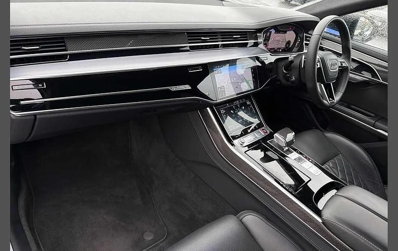 Used Audi S8 Black Edition 571 HP (419 kW) 2024 Blue Sedan