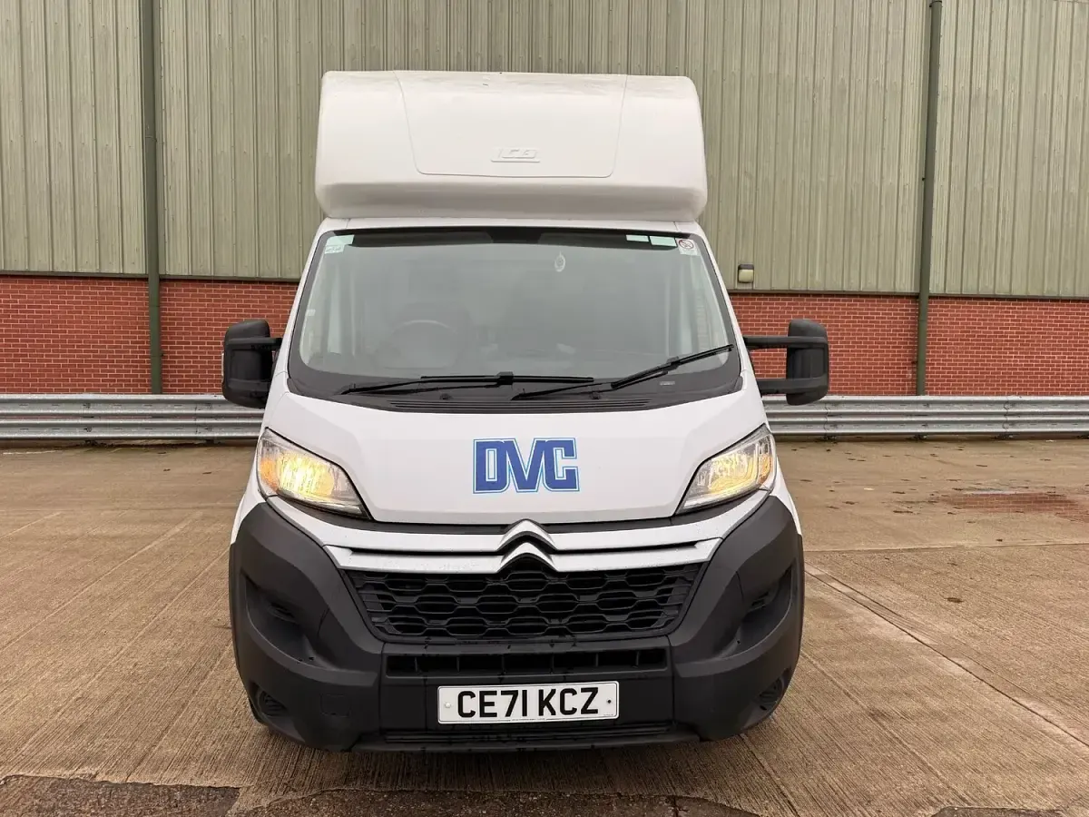 Used Citroën Relay 140 HP (102 kW) 2021 White Van