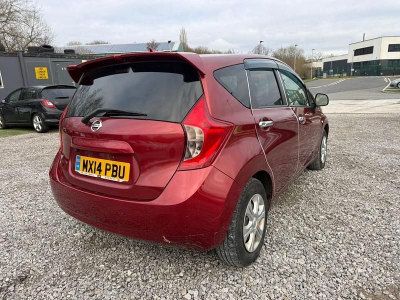 Używany Nissan Note 2025 Czerwony Hatchback