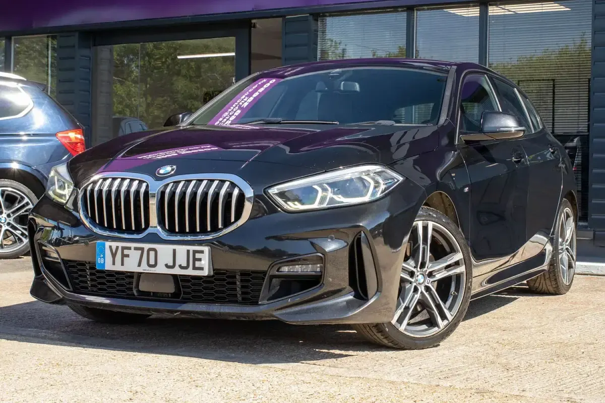 Used BMW 118 M Sport 140 HP (102 kW) 2020 Black Hatchback