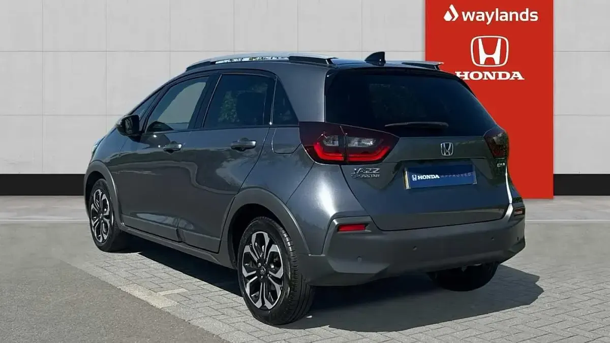 Second-hand Honda Jazz Hybrid 109 CP (80 kW) 2023 Gri Hatchback
