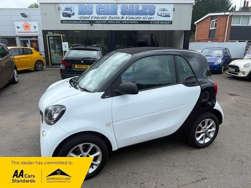 Black Used 2018 Smart ForTwo Coupé Passion Coupe | £7,995 (A bit pricey) - Image 1/4