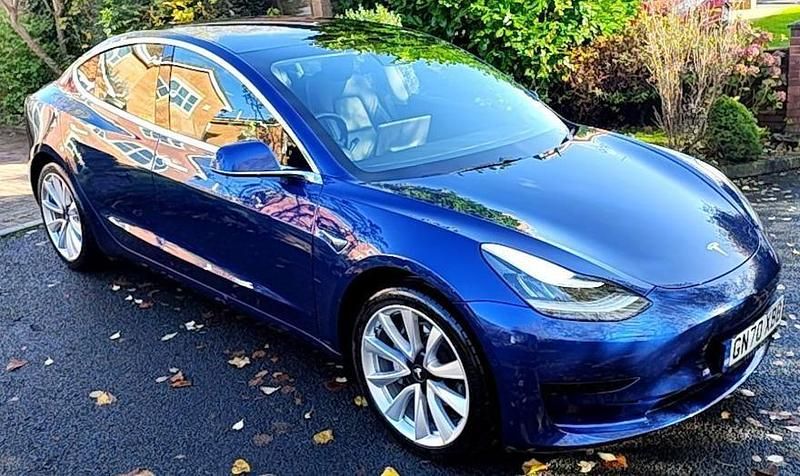 Blue Used 2020 Tesla Model 3 Standard Range Sedan | £17,299 (Fair price) - Image 1/1