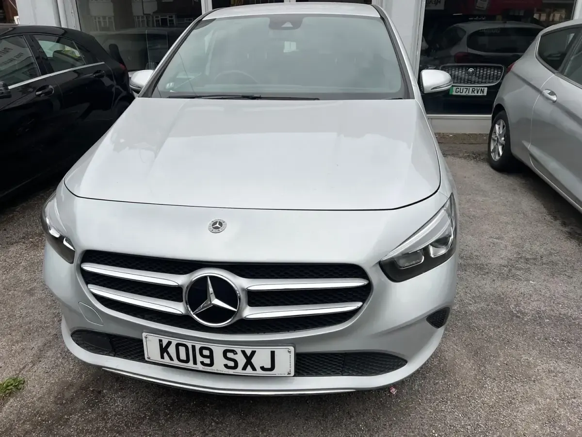 Used Mercedes B180 2019 Silver MPV