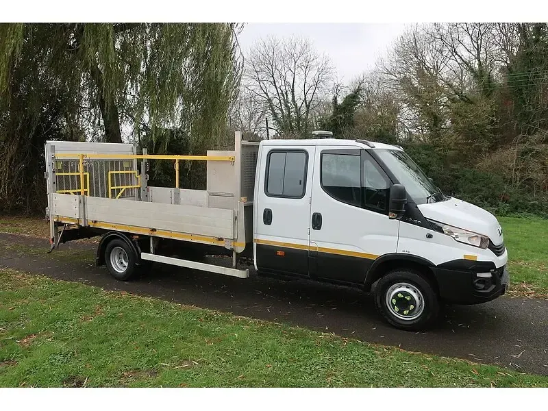 Used Iveco Daily 180 HP (132 kW) 2019 White
