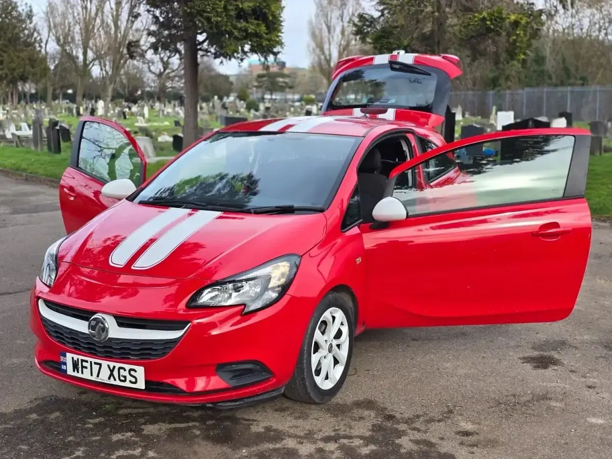 Używany Vauxhall Corsa 75 KM (55 kW) 2017 Czerwony Hatchback