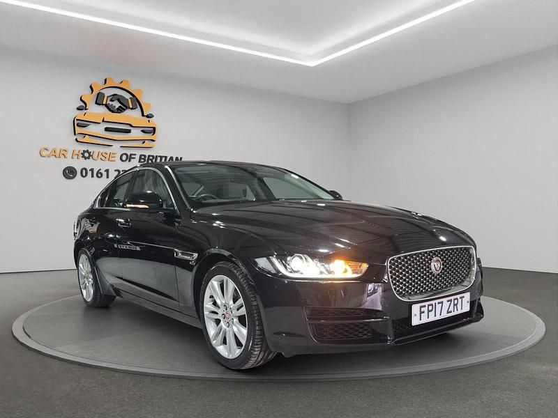 Used Jaguar XE Ingenium 200 HP (147 kW) 2017 Black Sedan
