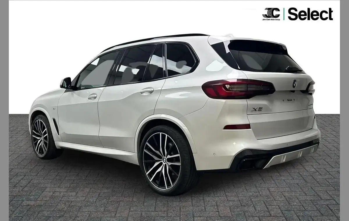 Usado BMW X5 M Sport 281 HP (206 kW) 2022 Branco SUV