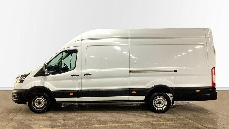 Used Ford Transit 130 HP (95 kW) 2022 White Van