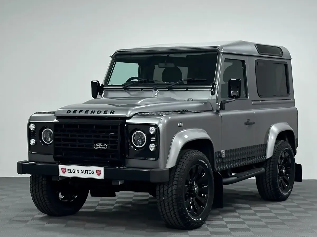 Used Land Rover Defender 122 HP (89 kW) 2012 Grey Estate