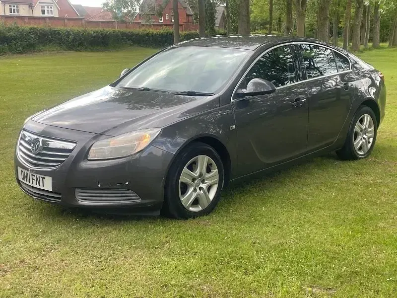 Used Vauxhall Insignia 2011 Grey Hatchback