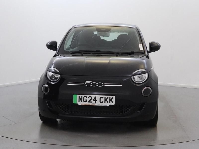 Used Fiat 500e 86 kW (118 HP) 2024 Black Hatchback