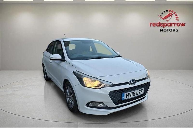 Used Hyundai i20 SE 2016 White Hatchback