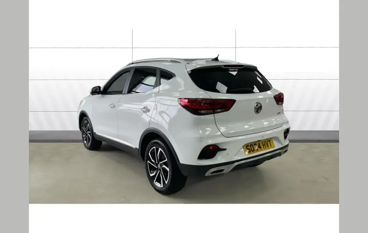 Used MG ZS Exclusive 111 HP (81 kW) 2024 White SUV
