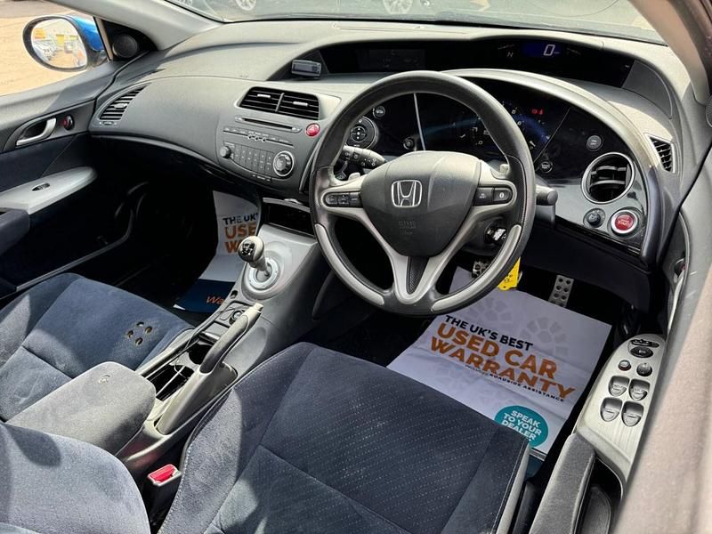 Used Honda Civic SE 140 HP (102 kW) 2006 Blue Hatchback