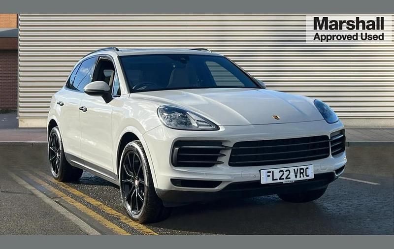 Used Porsche Cayenne S Platinum Edition 434 HP (319 kW) 2022 Grey SUV