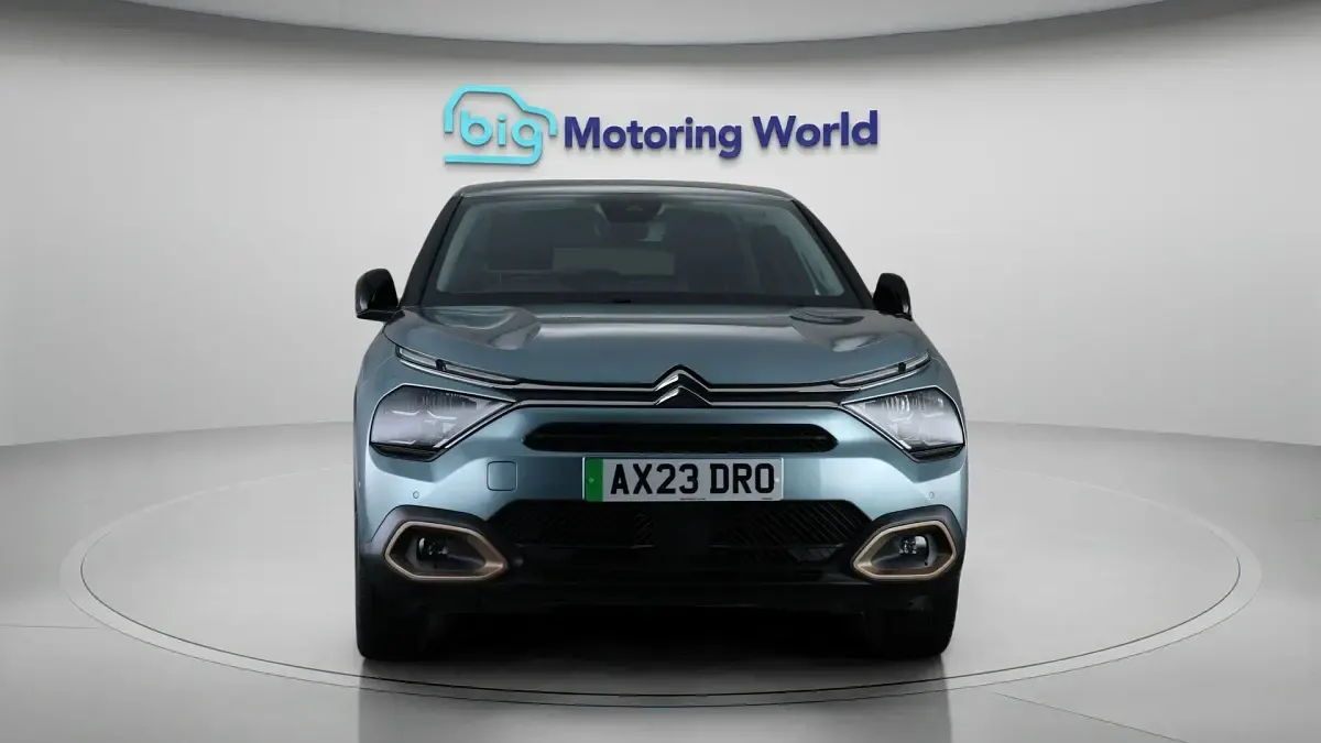 Used Citroën e-C4 100 kW (136 HP) 2023 Blue Hatchback