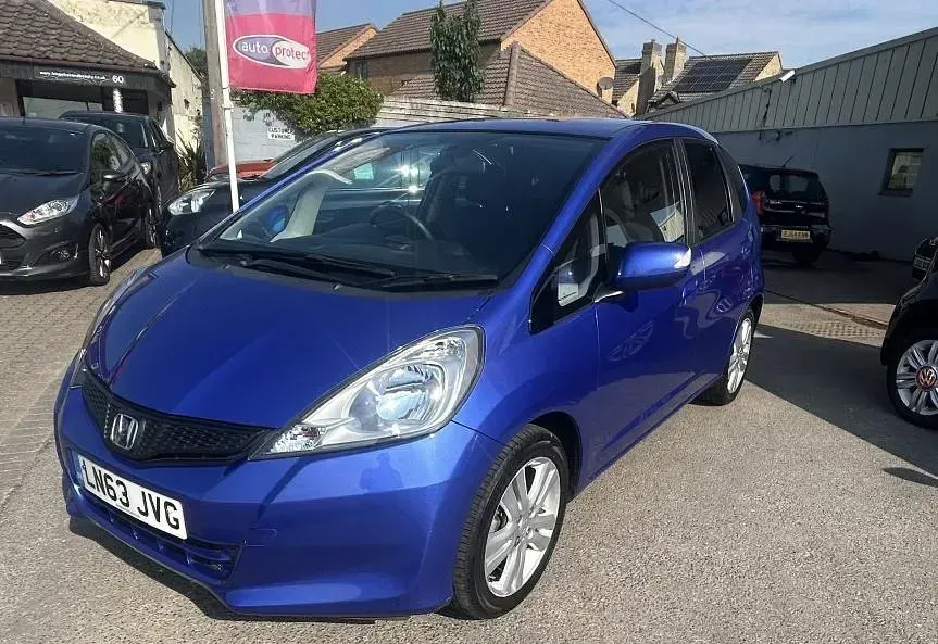 Used Honda Jazz ES 99 HP (72 kW) 2013 Blue Hatchback