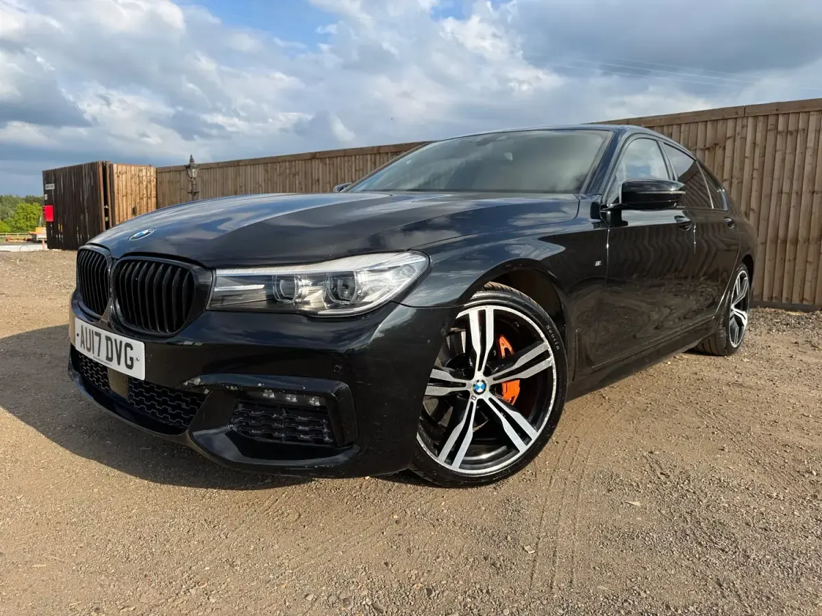 Begagnad BMW 730 M Sport 2017 Svart Sedan