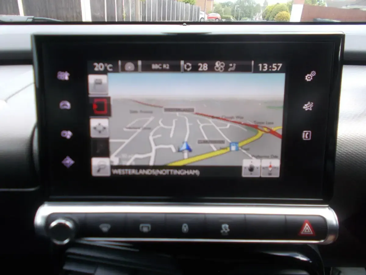 Used Citroën C4 Cactus Flair 100 HP (73 kW) 2016 Grey Hatchback