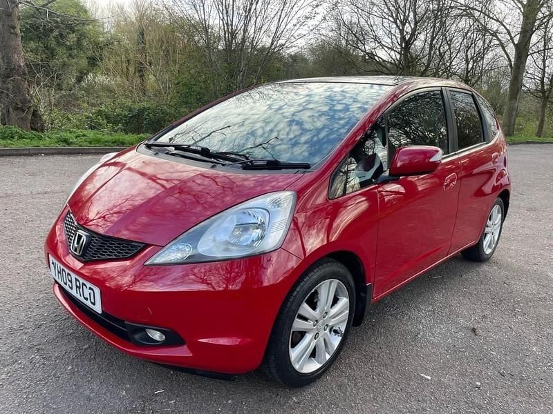 Used Honda Jazz EX 100 HP (73 kW) 2009 Red Hatchback