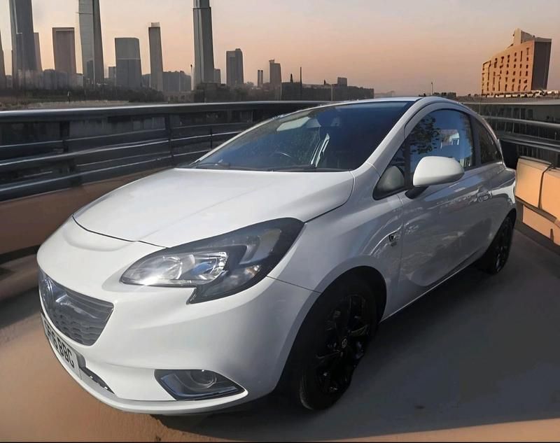 Used Vauxhall Corsa SRi 2016 White Hatchback