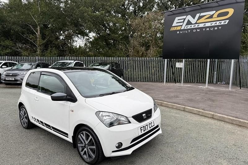 White Used 2017 Seat Mii FR-Line Hatchback | £5,995 (Fair price) - Image 1/1