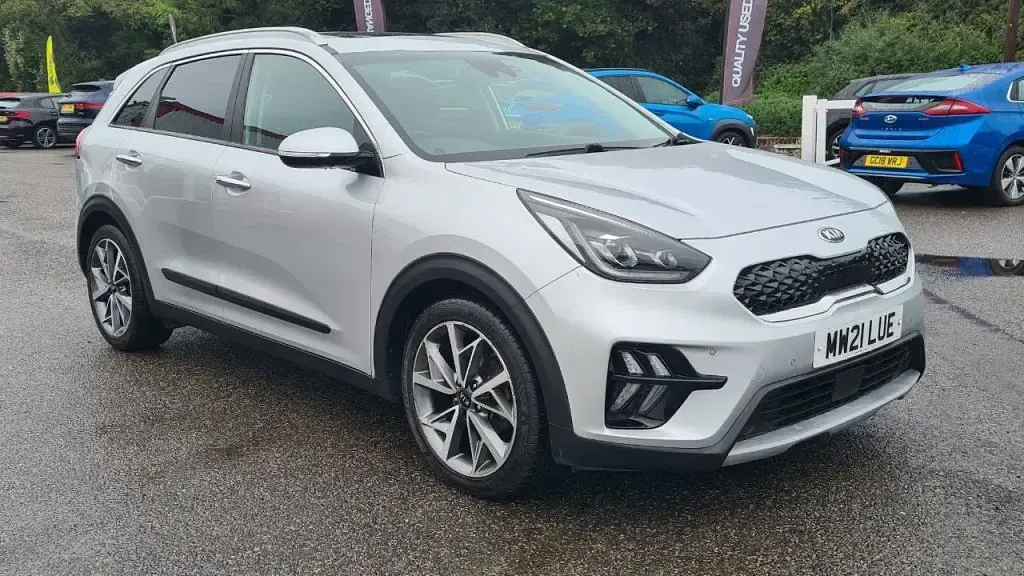 Used Kia Niro 141 HP (103 kW) 2021 Silver SUV