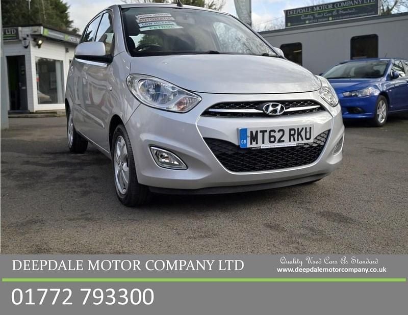 Used Hyundai i10 Active 85 HP (62 kW) 2012 Silver Hatchback