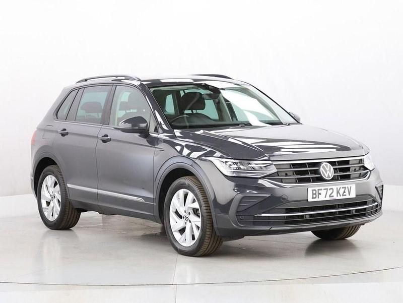 Used VW Tiguan Life 150 HP (110 kW) 2022 Grey SUV