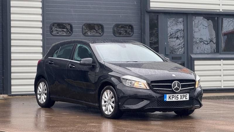 Used Mercedes A180 SE 2015 Black Hatchback