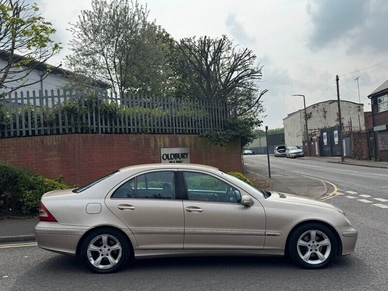 Image 4/4