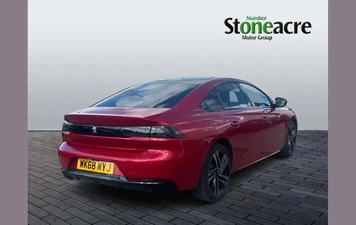 Usado Peugeot 508 174 CV (127 kW) 2018 Rojo Utilitario