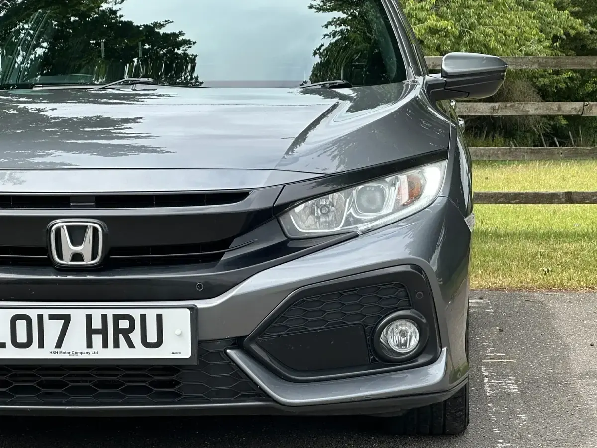 Used Honda Civic SR 2017 Grey Hatchback